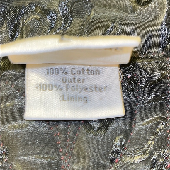 Women's Deep Red Velvet Blazer - Picture 4 of 6